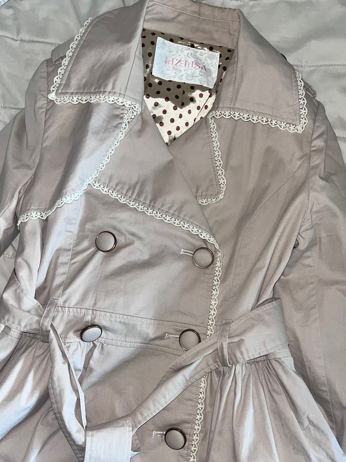 리즈리사 코트 상품이미지1