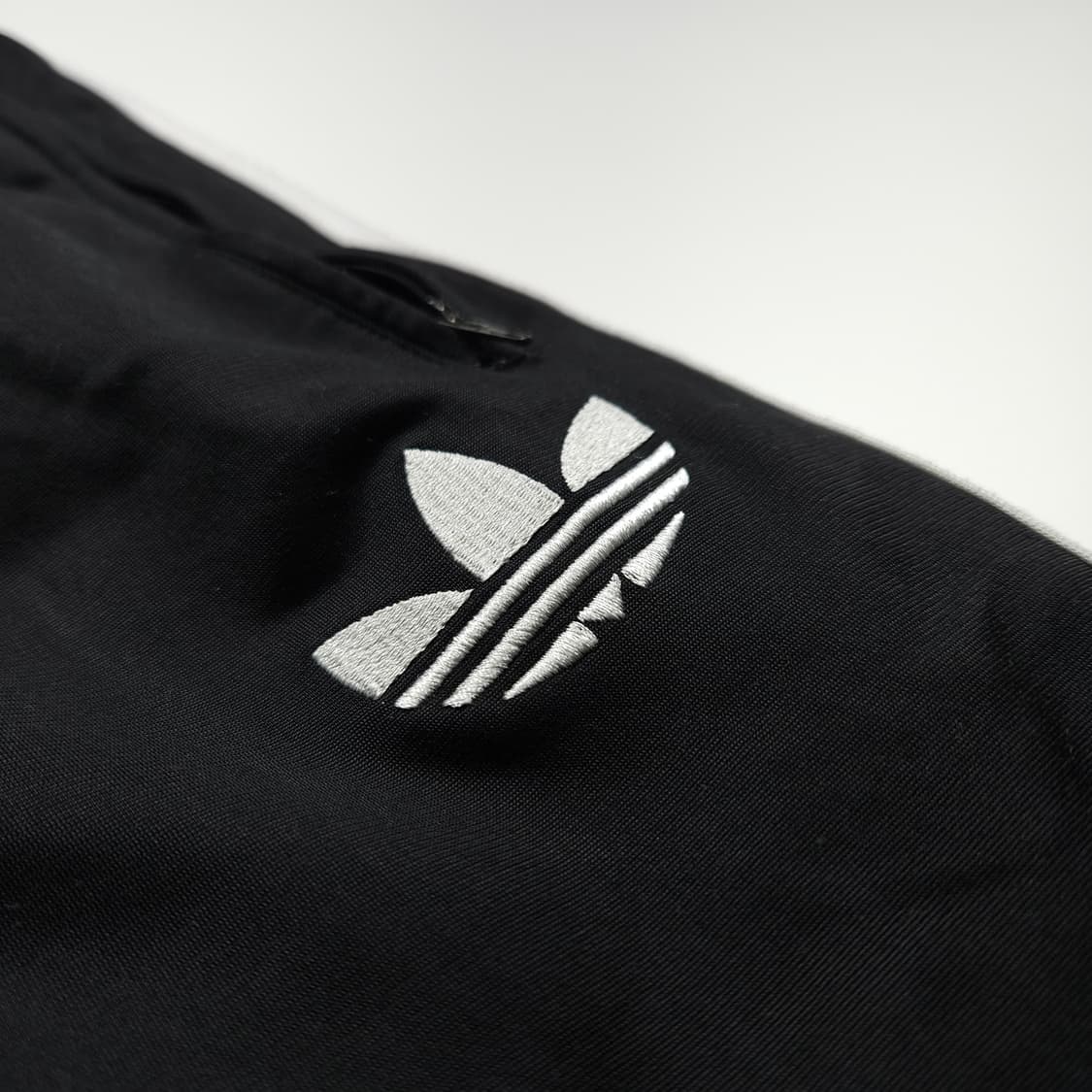 아디다스 파이어버드 블랙 와이드 트랙팬츠 (L) 상품이미지3