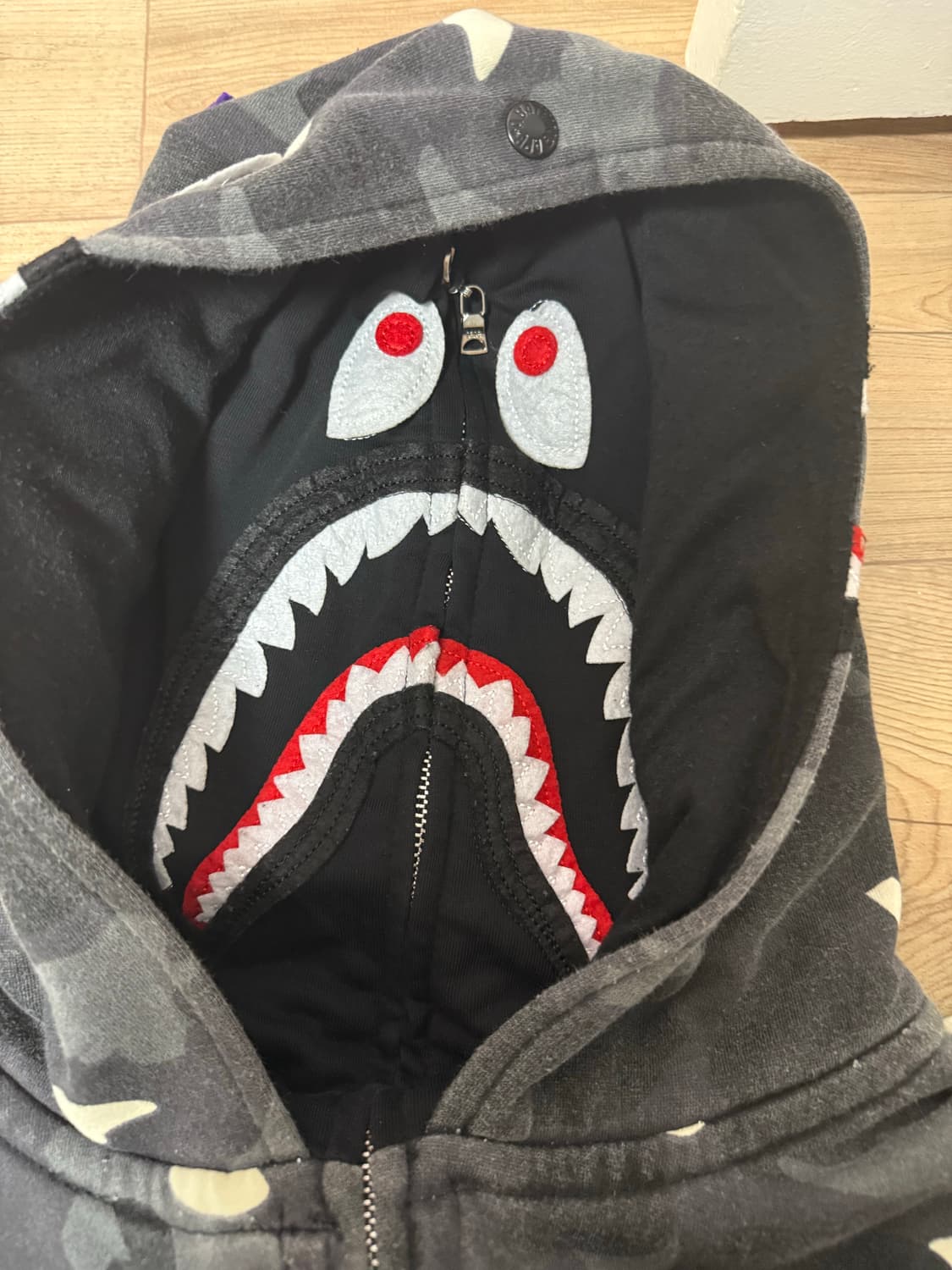 베이프 더블 샤크후드 야광 흑계 상품이미지3