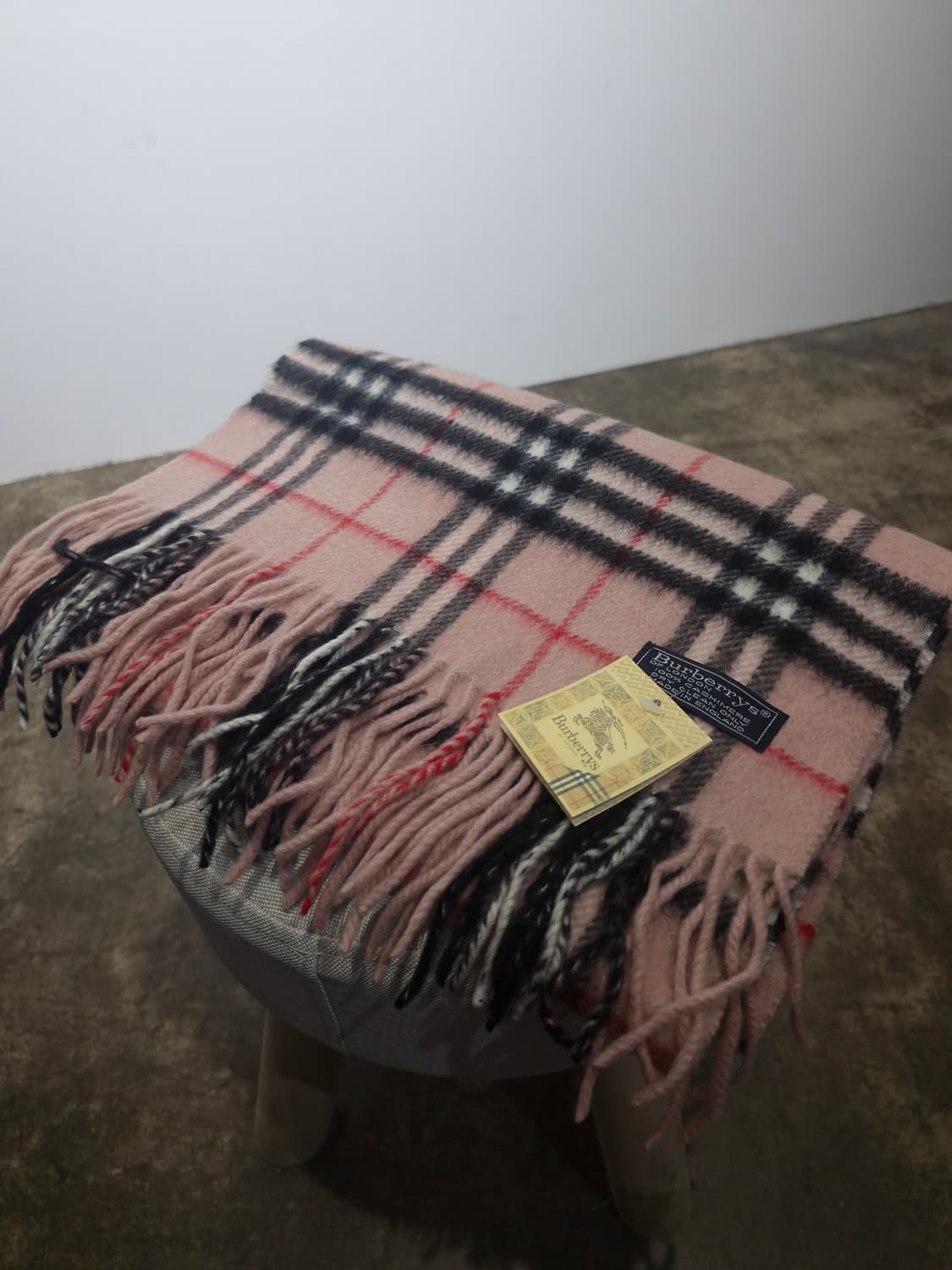 [새상품]버버리(BURBERRY)체크 캐시미어 머플러 핑크 상품이미지2