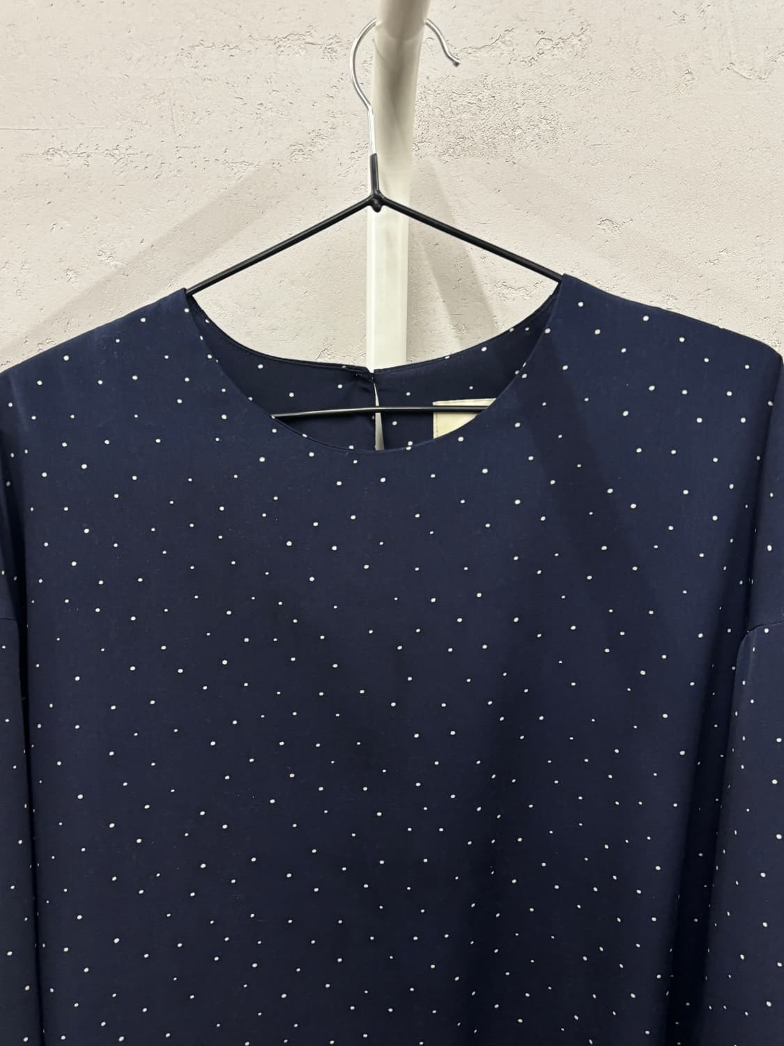 orr(오르) 도트 블라우스 네이비 OS 상품이미지3