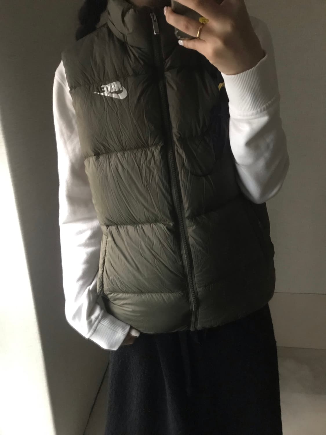 나이키 카키 패딩 조끼 상품이미지3