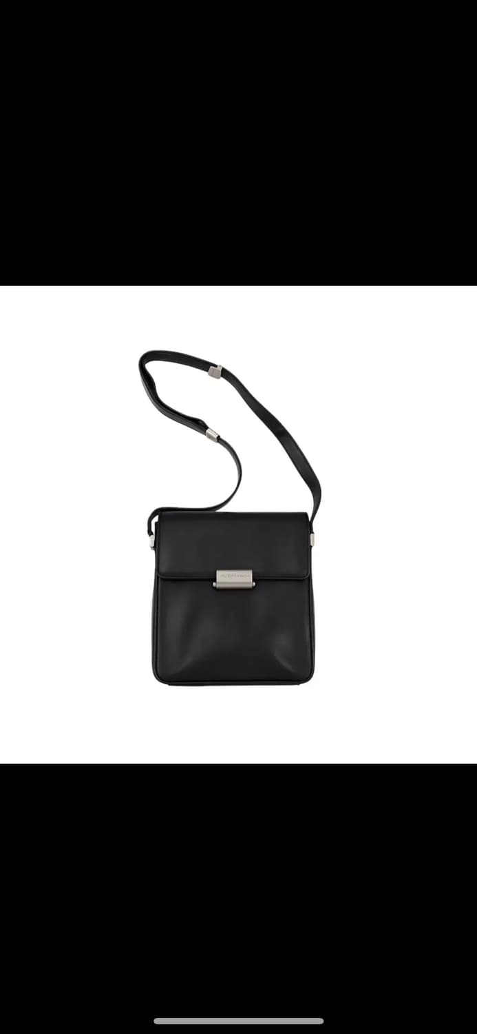Mandarina Duck 블랙 가죽 크로스백 상품이미지1