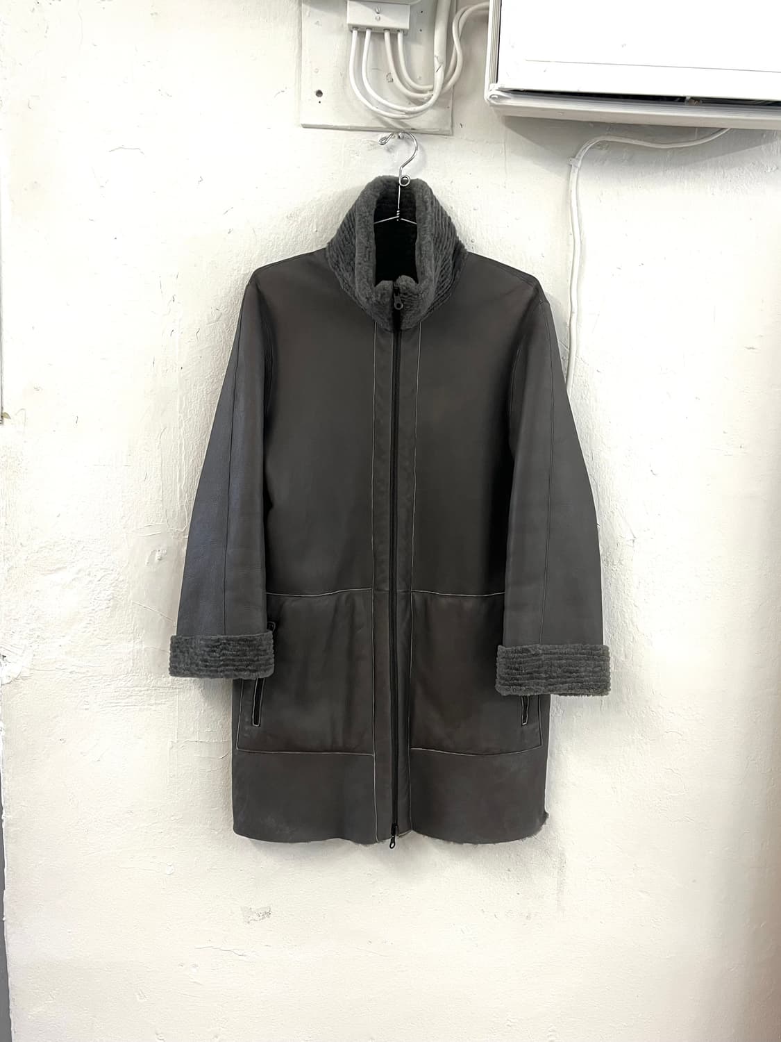 DROME 드로메 리버시블 램스킨 퍼 무스탕 코트 상품이미지1