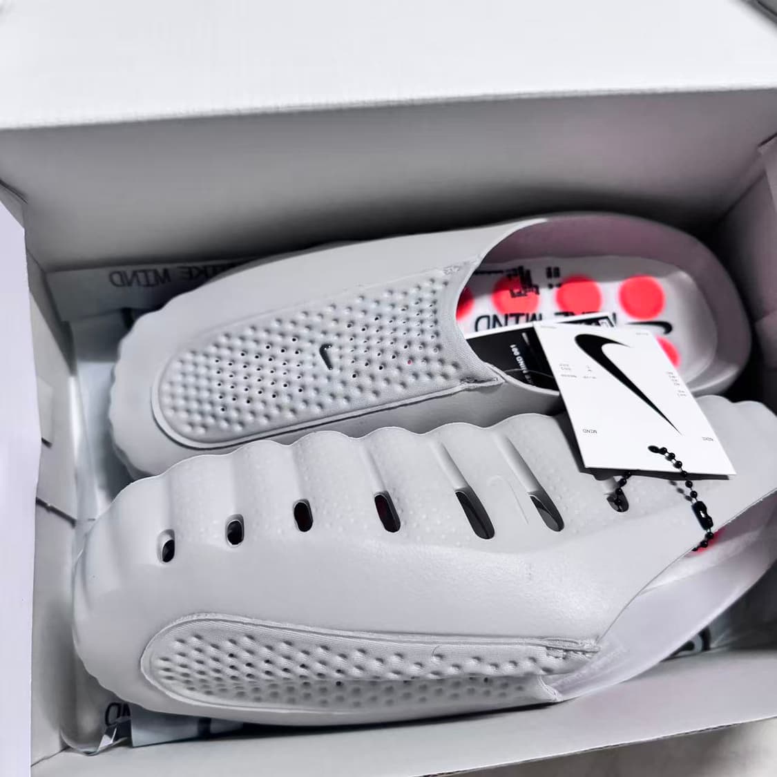 나이키 마인드 001 라이트 스모크 그레이 크롬 250MM
 상품이미지2