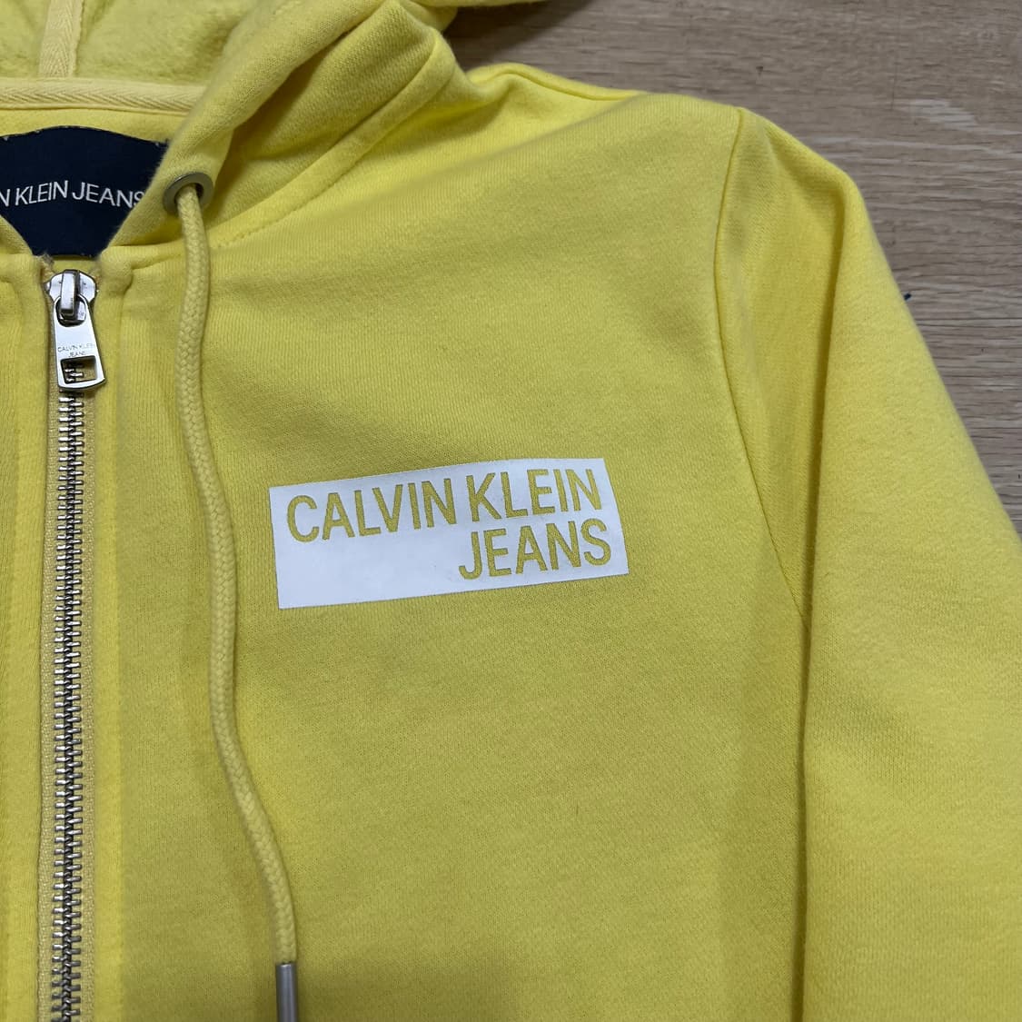 켈빈클라인 진스 여성 박스로고 기모 후드집업 [옐로우] S/90 상품이미지4
