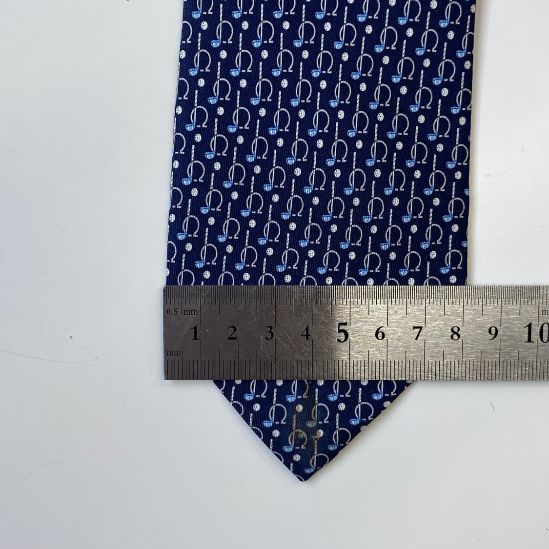 신형 페레가모(Ferragamo)  모노그램 명품 정품 넥타이 상품이미지8