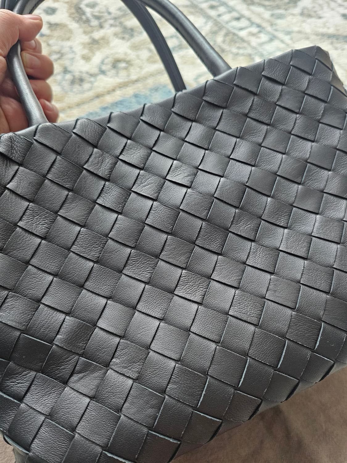 보테가베네타 인트레치아토 램스킨 토트백 상품이미지8