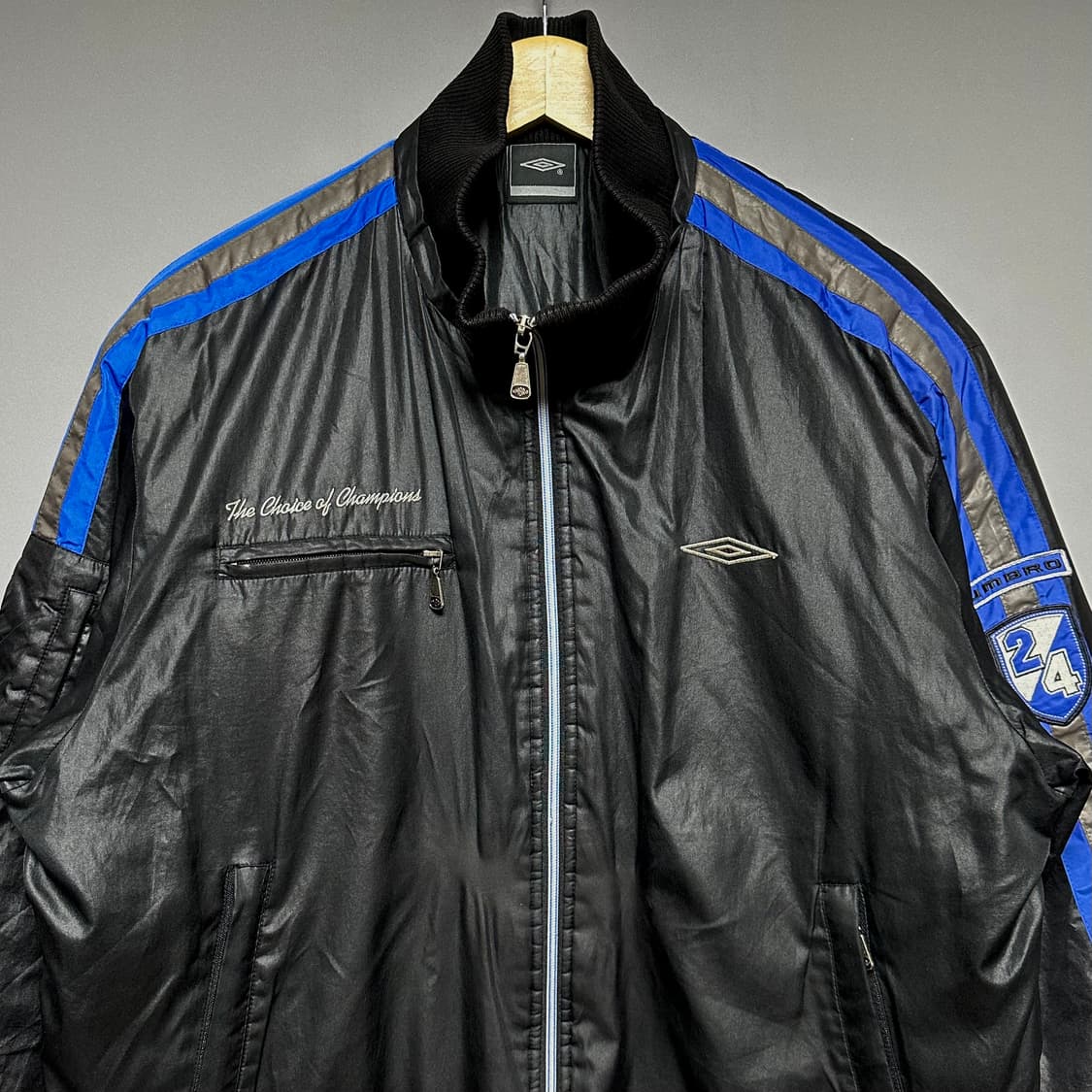 [L]엄브로 블랙 바람막이 누빔 자켓 상품이미지2