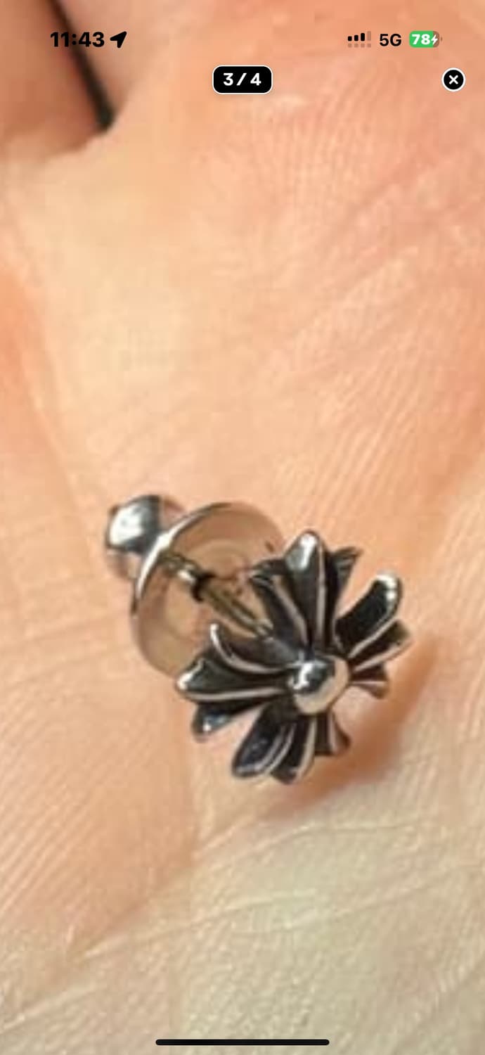 크롬하츠ch스터드이어링 삽니다 상품이미지1