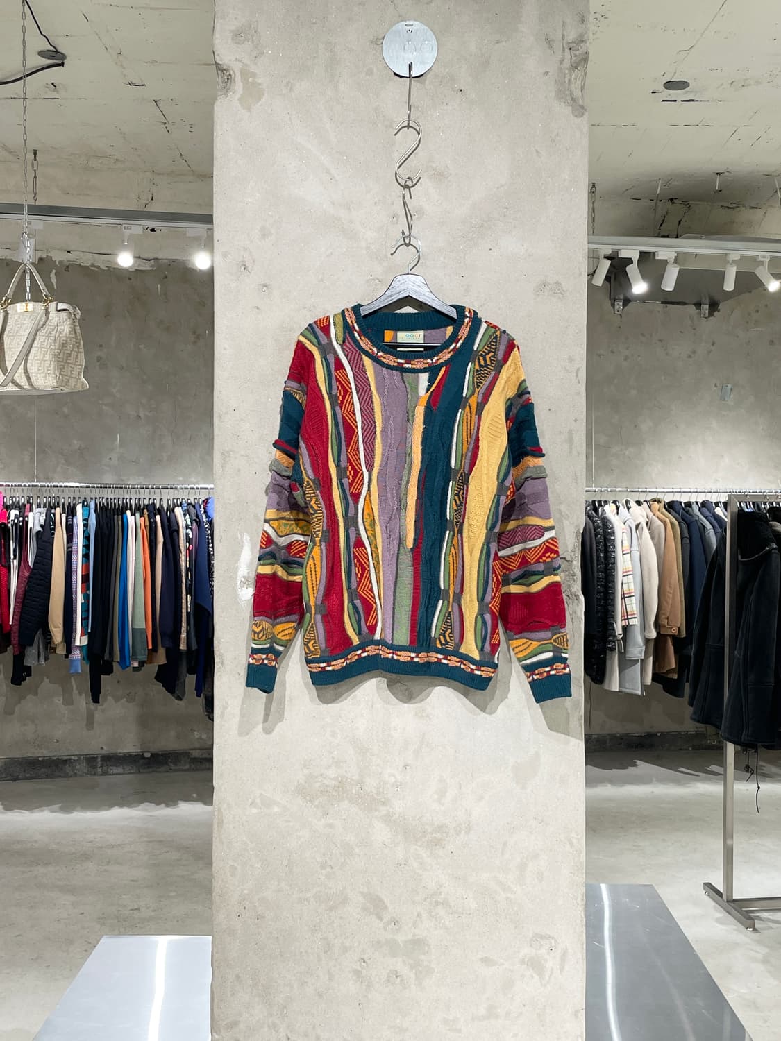 쿠지 오스트레일리아 믹스 크루넥 케이블 스웨터 상품이미지1