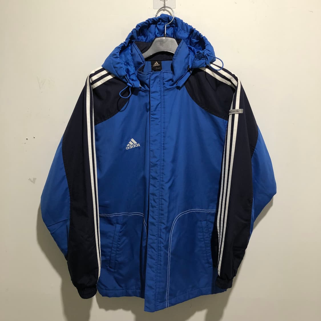 아디다스 패딩 점퍼 상품이미지1