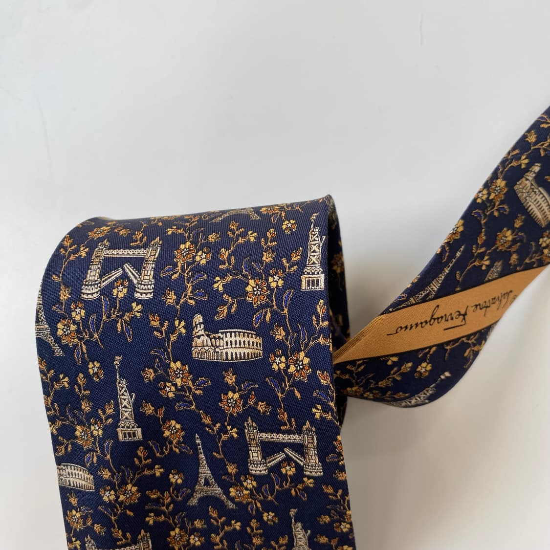 페레가모(Ferragamo) 명품 정품 넥타이 상품이미지5