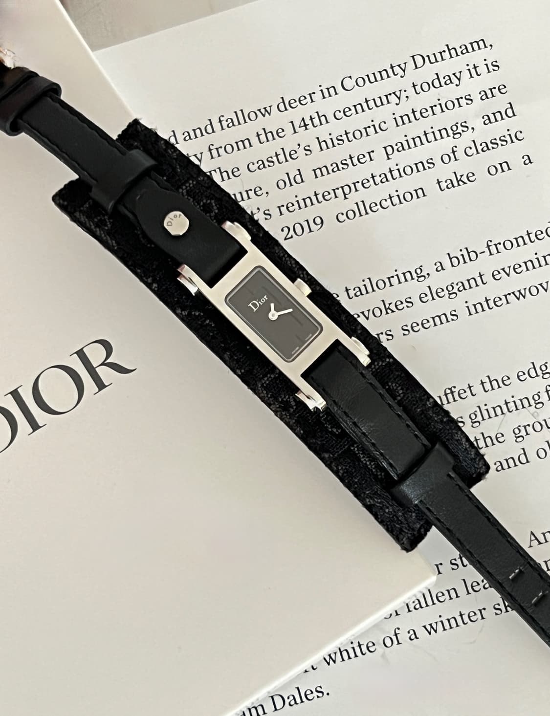 Christian Dior 블랙 다이얼 렉탱글 디올 시계  상품이미지2