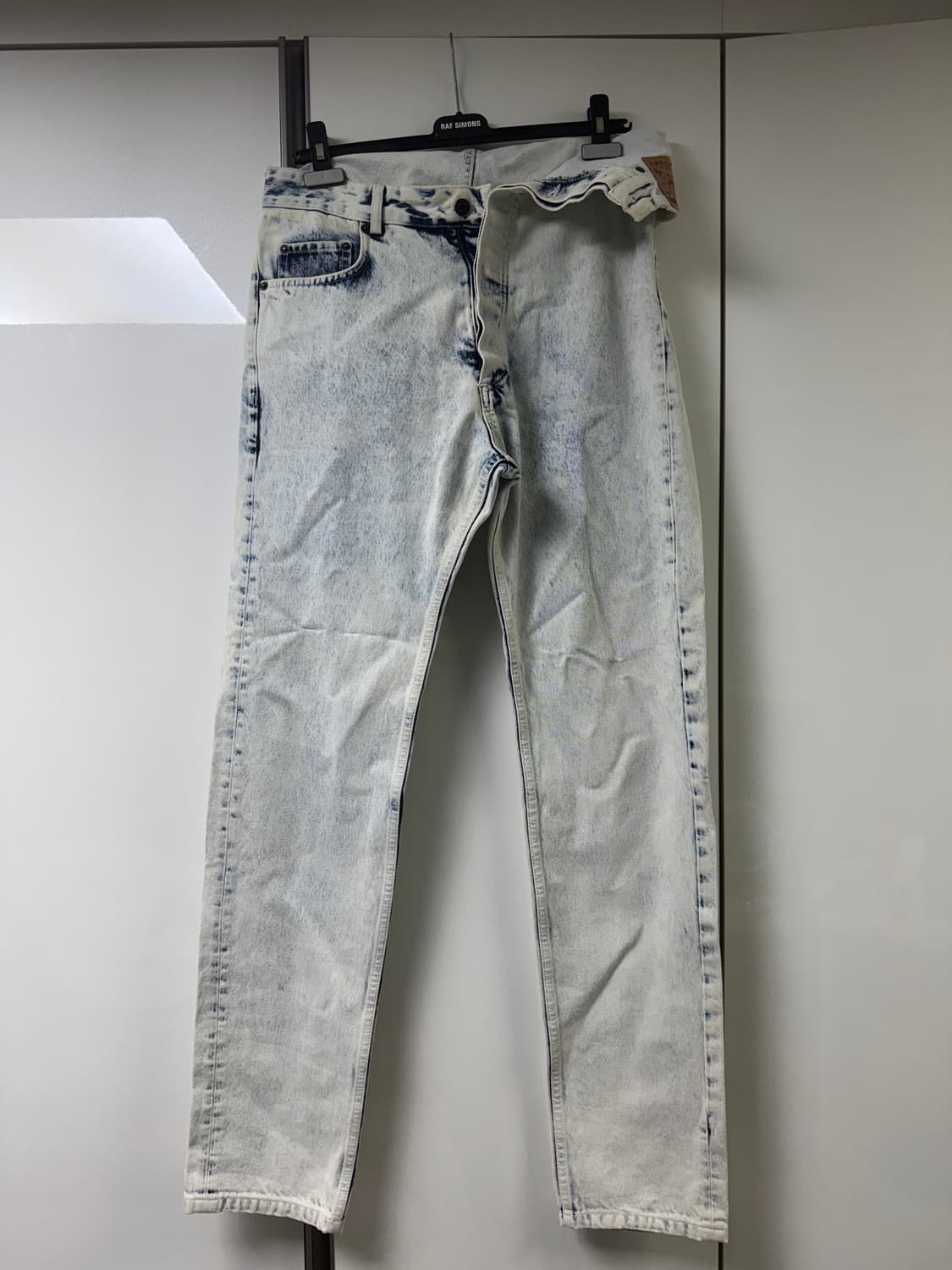 Y project 아이스워싱 데님팬츠 상품이미지1