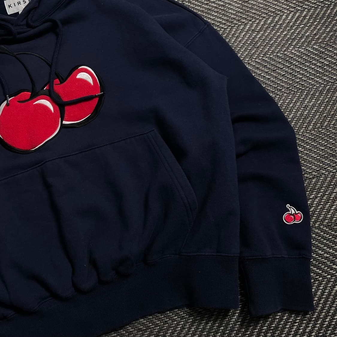 키르시 빅 체리 로고 후드 티셔츠 네이비 y 4426 상품이미지4