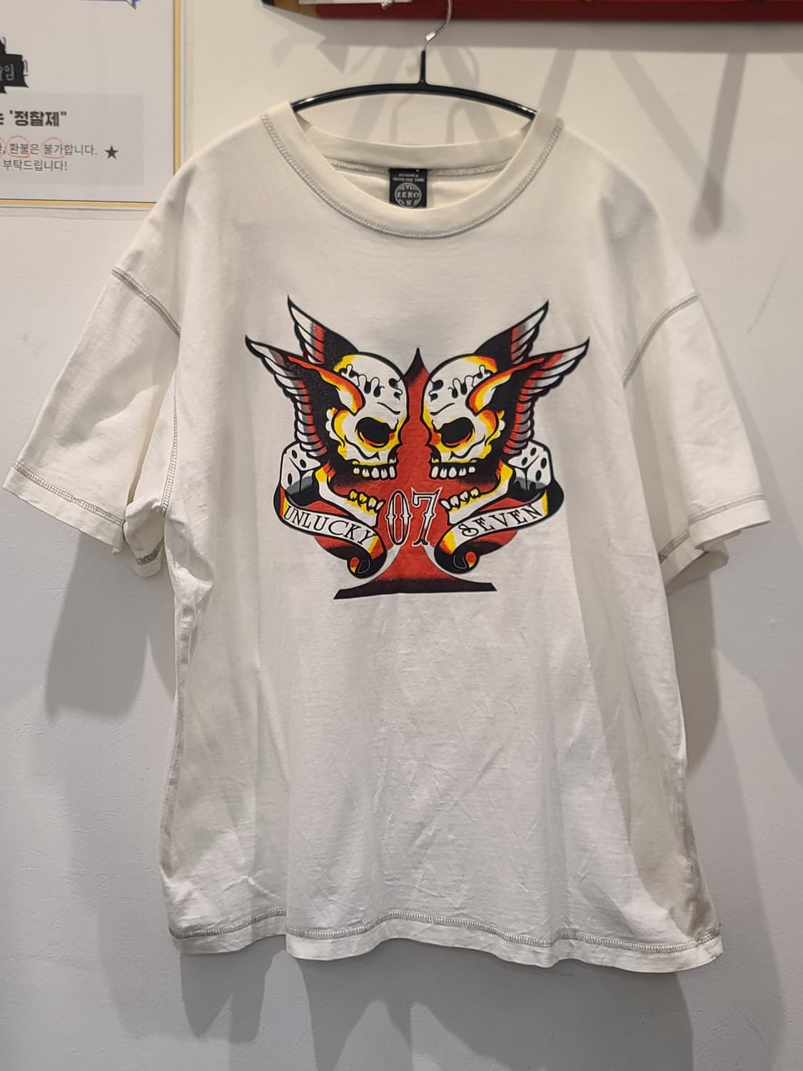 언럭키 7 반팔 라운드 티셔츠  상품이미지1