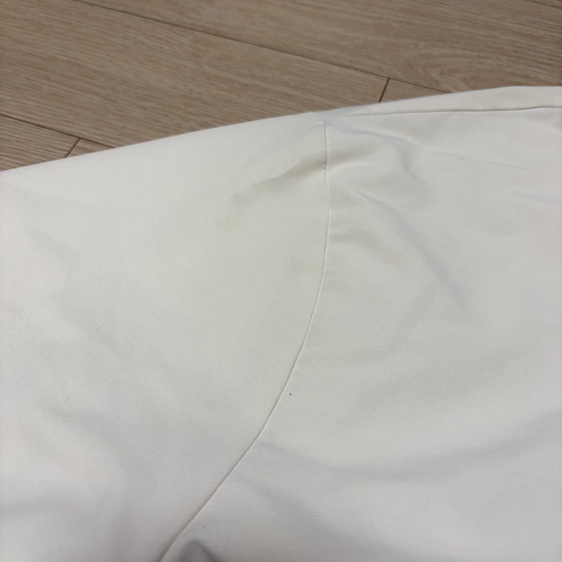 엄브로 빅로고 리버시블 바람막이 후리스 상품이미지9