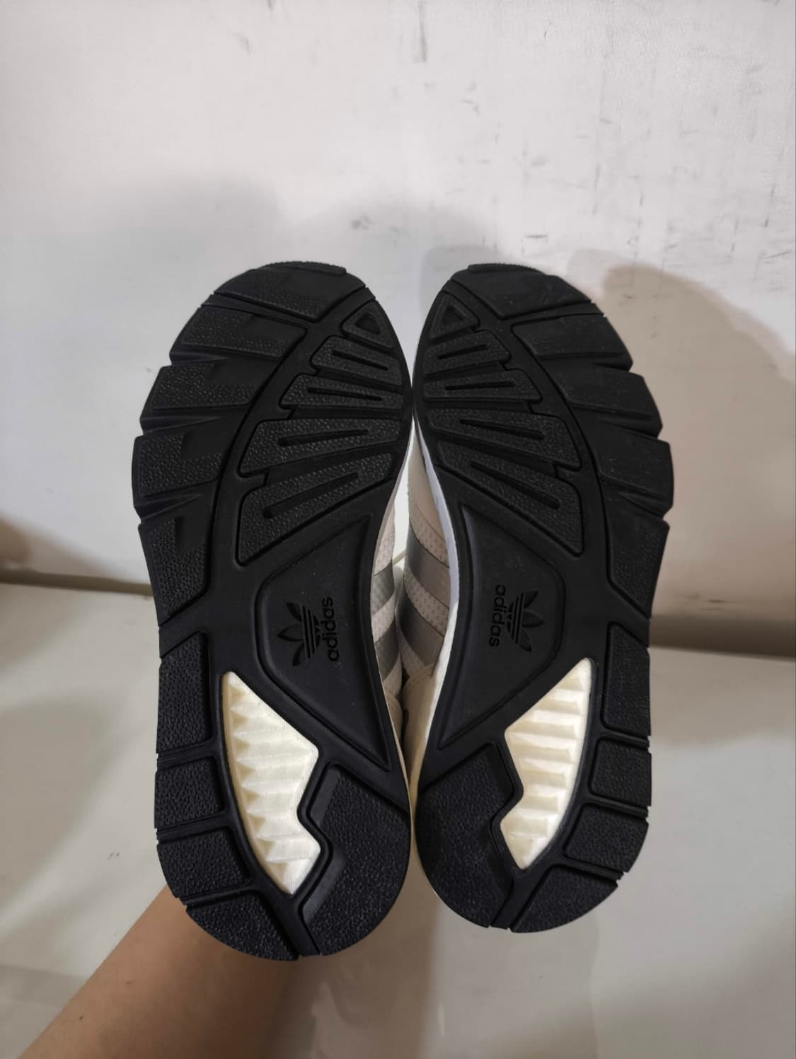 미사용 230mm 아디다스 zx 1k 부스트 운동화 상품이미지8