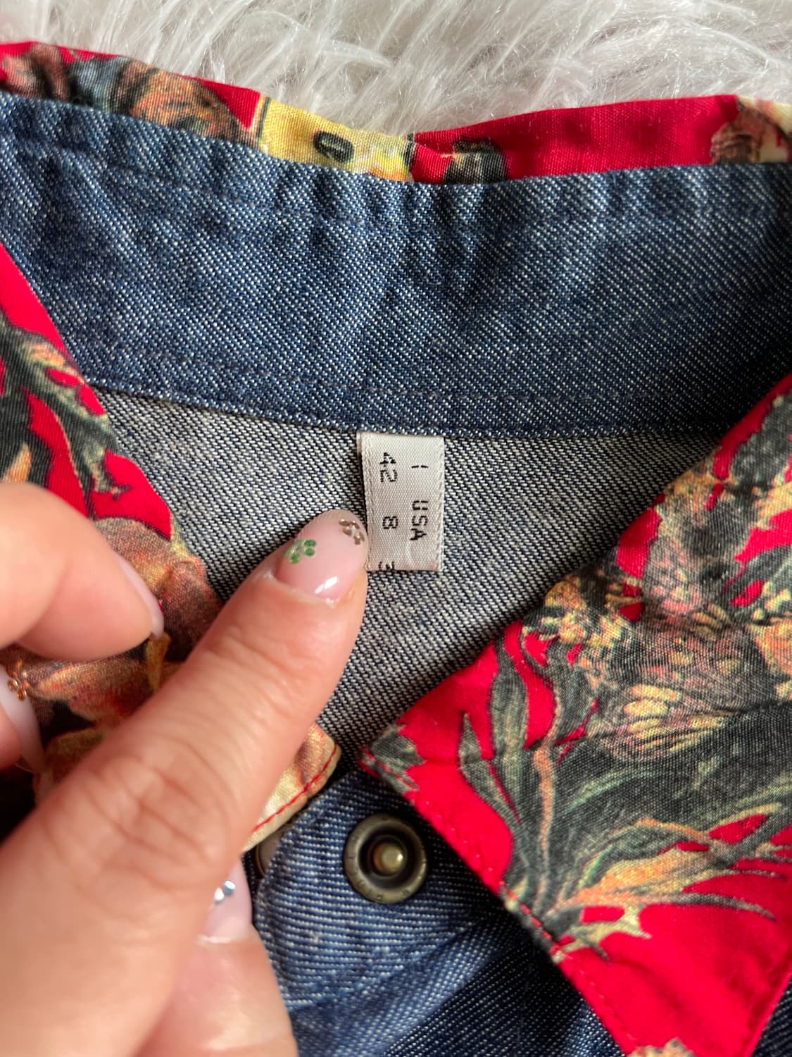 모스키노 빈티지 플라워 데님 셔츠 남방 꽃무늬 포인트 상품이미지4