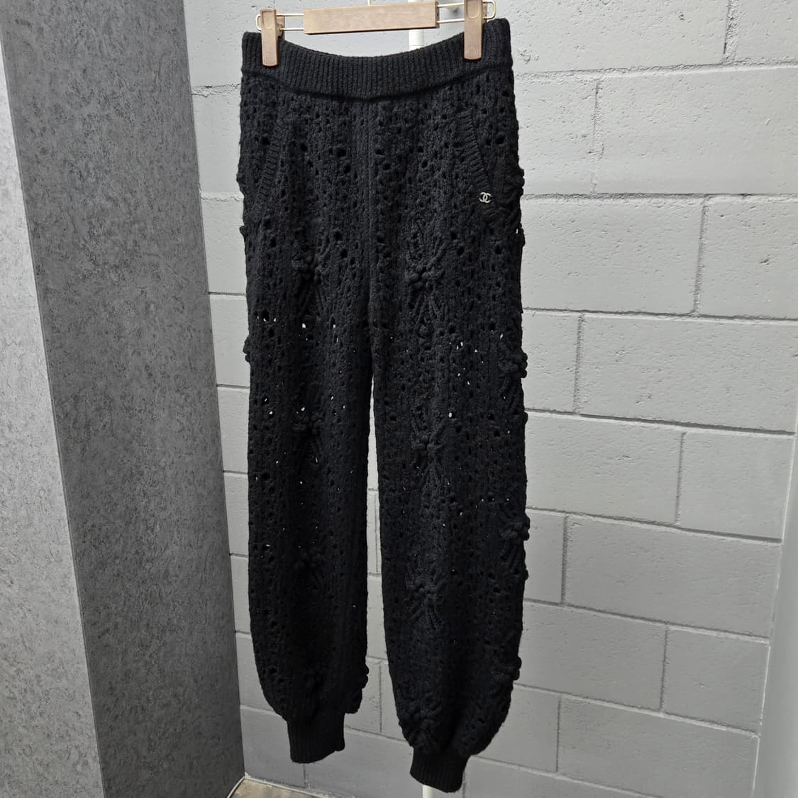백화점판 / 샤넬 CC로고 캐시미어 조거팬츠 38 상품이미지1