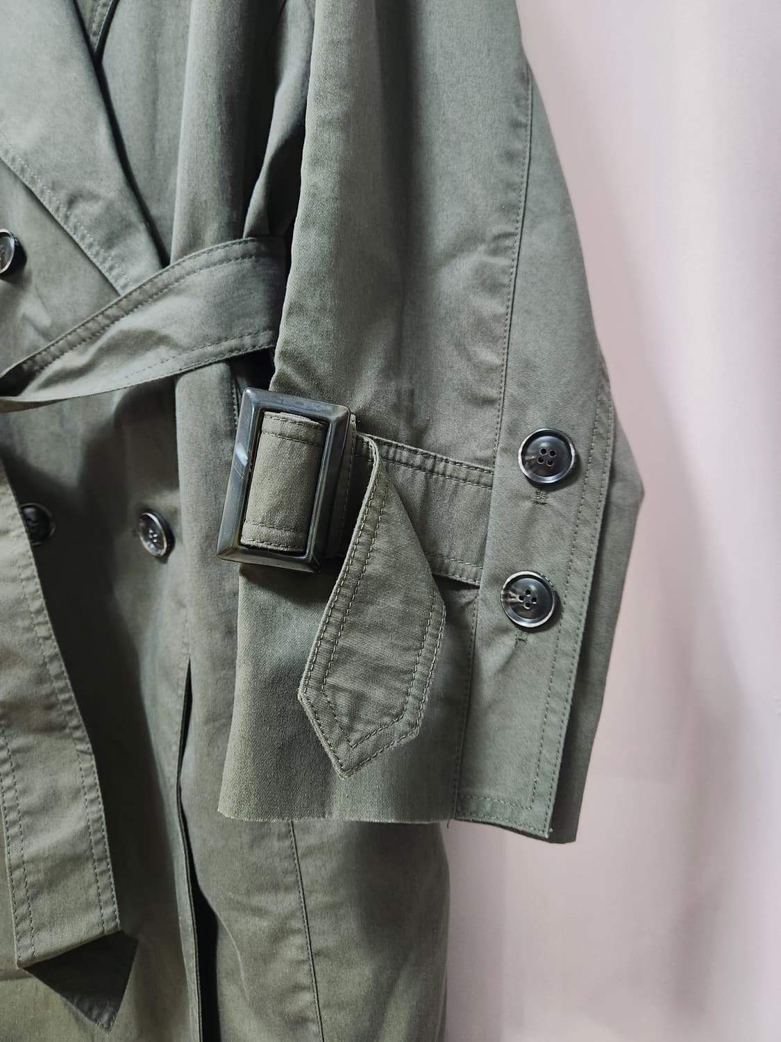 듀엘 카키색 롱 트렌치코트 상품이미지4