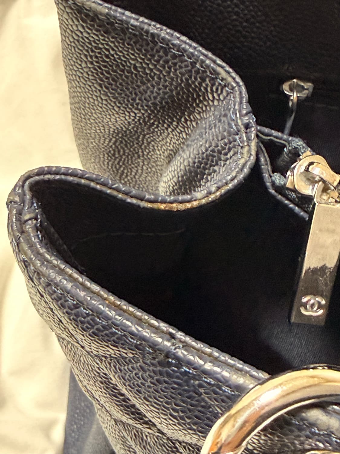 샤넬 그랜드샤핑 네이비 캐비어 상품이미지6