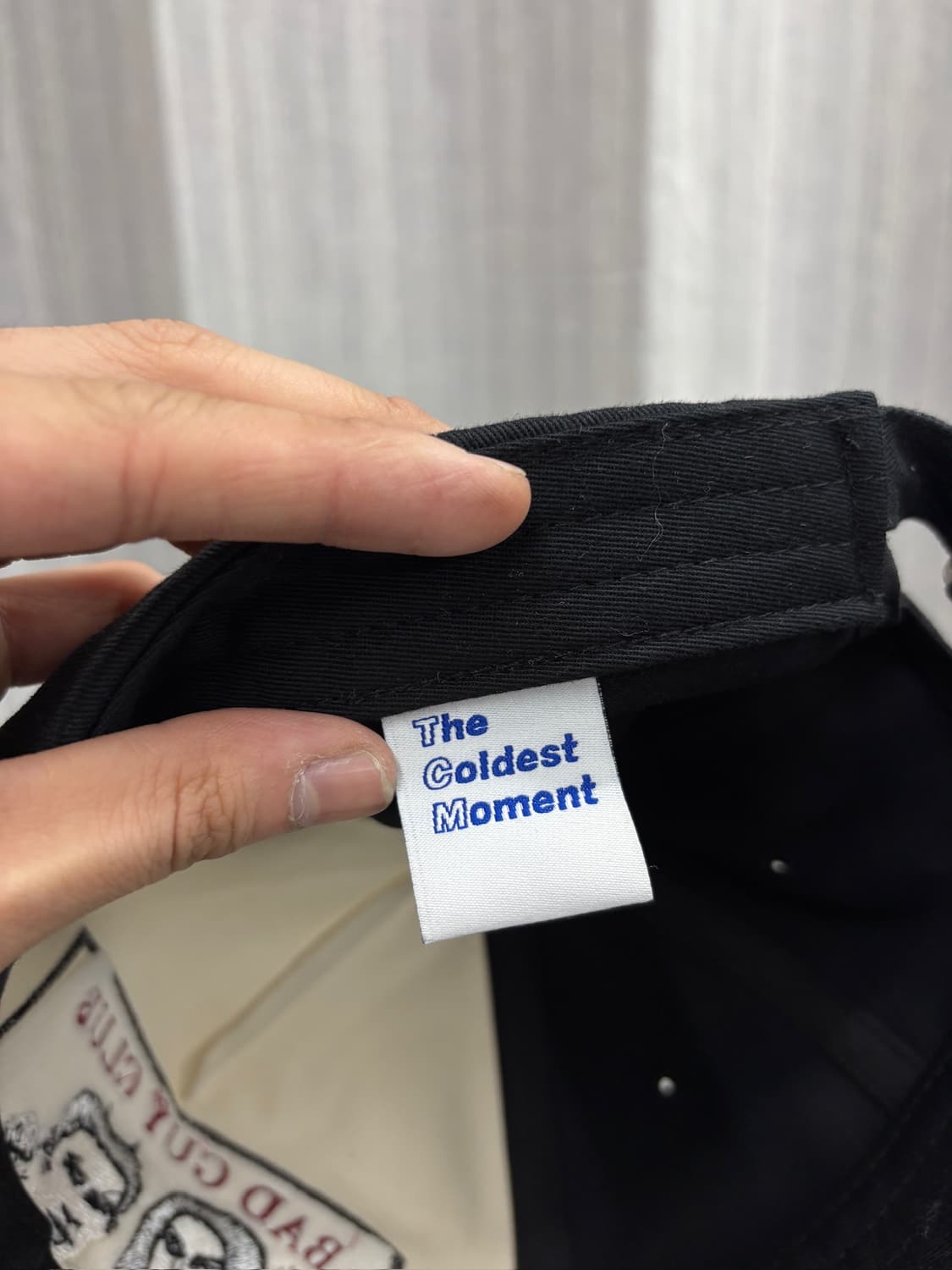 더콜디스트모먼트 BAY GUY 볼캡 모자 상품이미지5