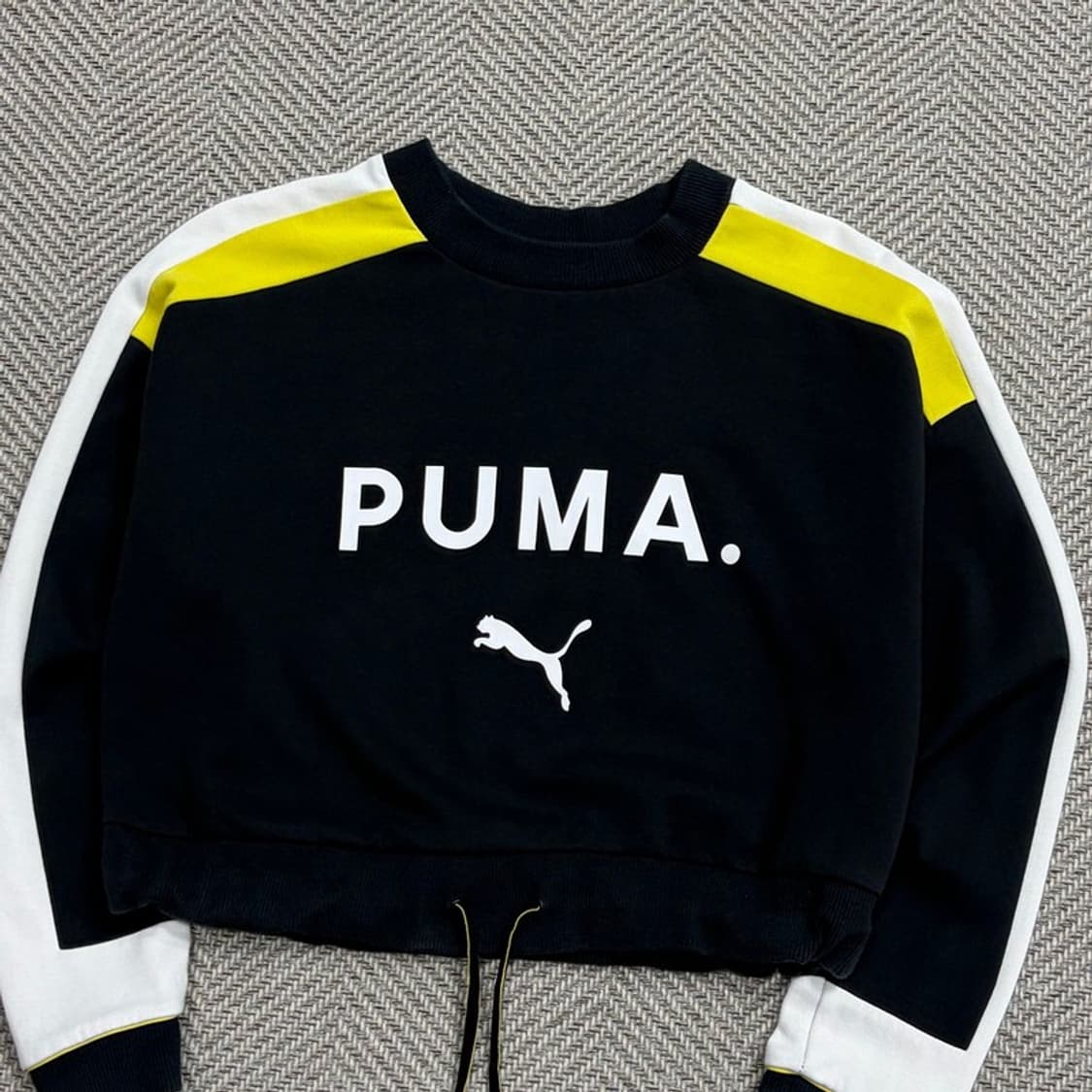 푸마 로고 배색 크롭맨투맨 v1728 상품이미지3