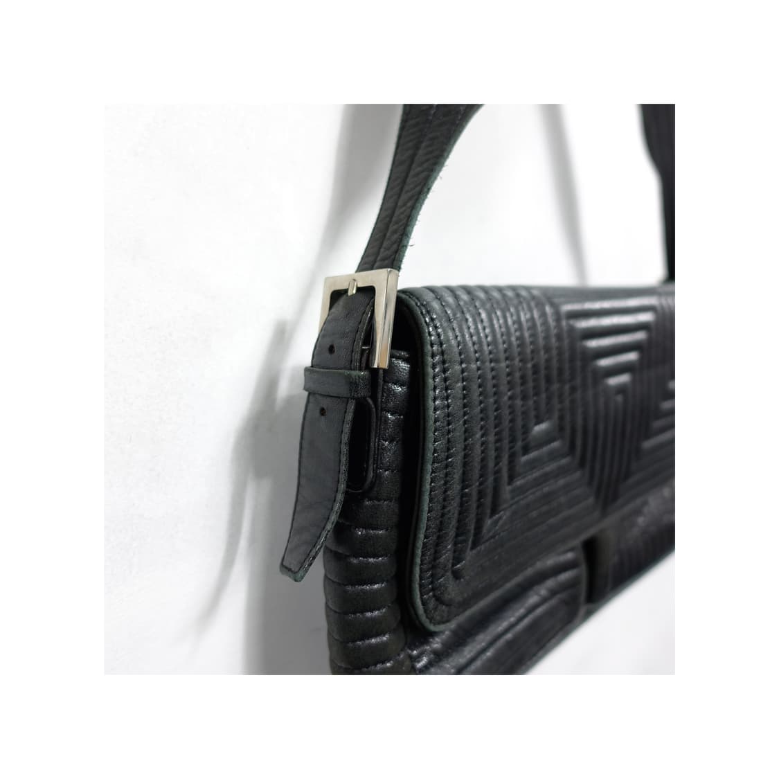 BALLY 발리 고딕 숄더 레더백 상품이미지5
