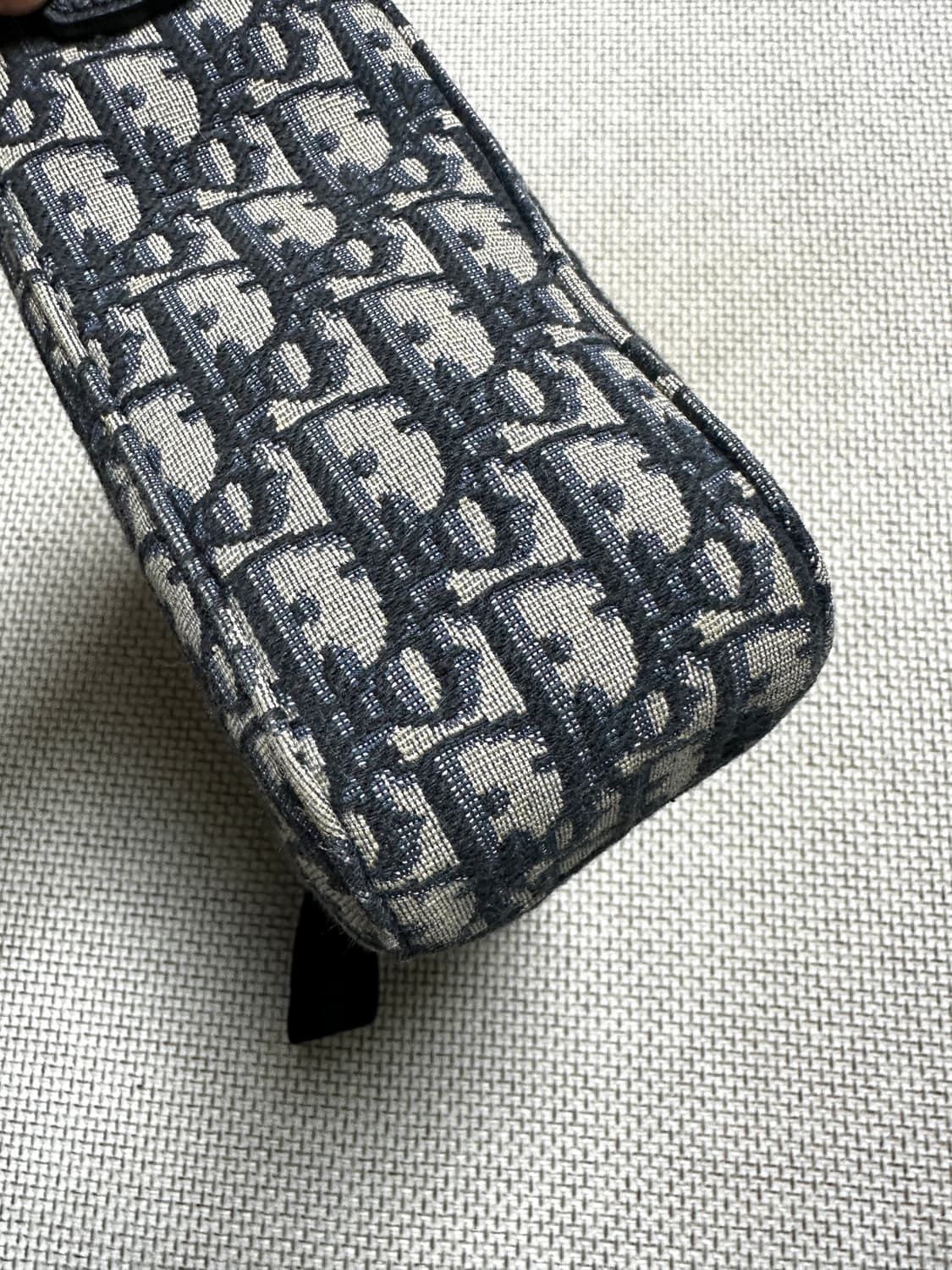 [OS/당일배송] 24ss 디올 오블리크 새들 플랩 스트랩백 상품이미지4