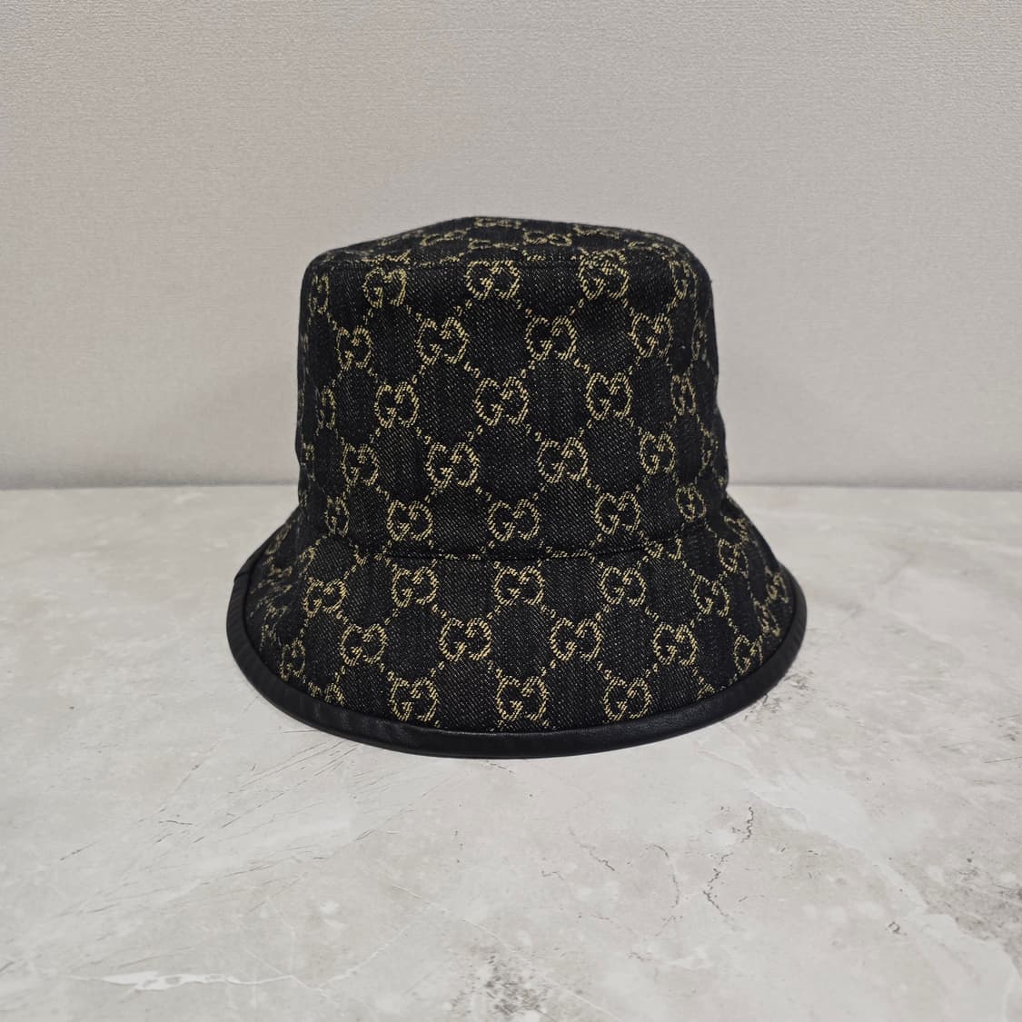 구찌 GG 데님 버킷햇 모자 m사이즈 판매 상품이미지1