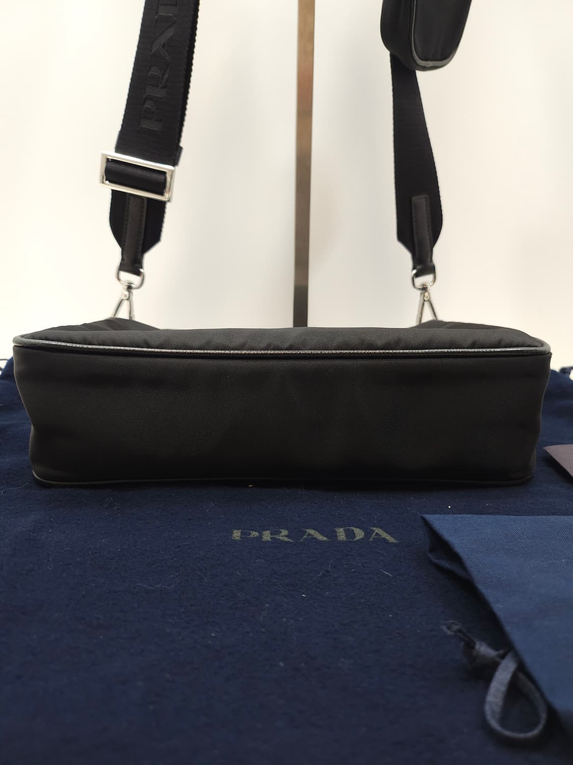 [정품] 프라다 리나일론 크로스백 2vh113 상품이미지5