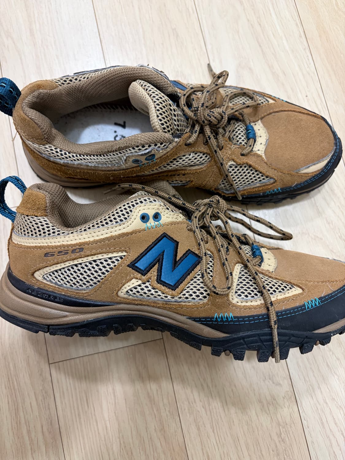 뉴발란스 미국판 650 새상품급 트레킹화 245 상품이미지1