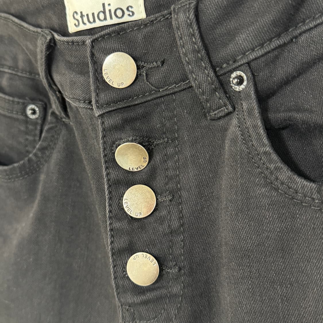 [26] 아크네스튜디오 하이라이즈 크롭 블랙진 상품이미지4