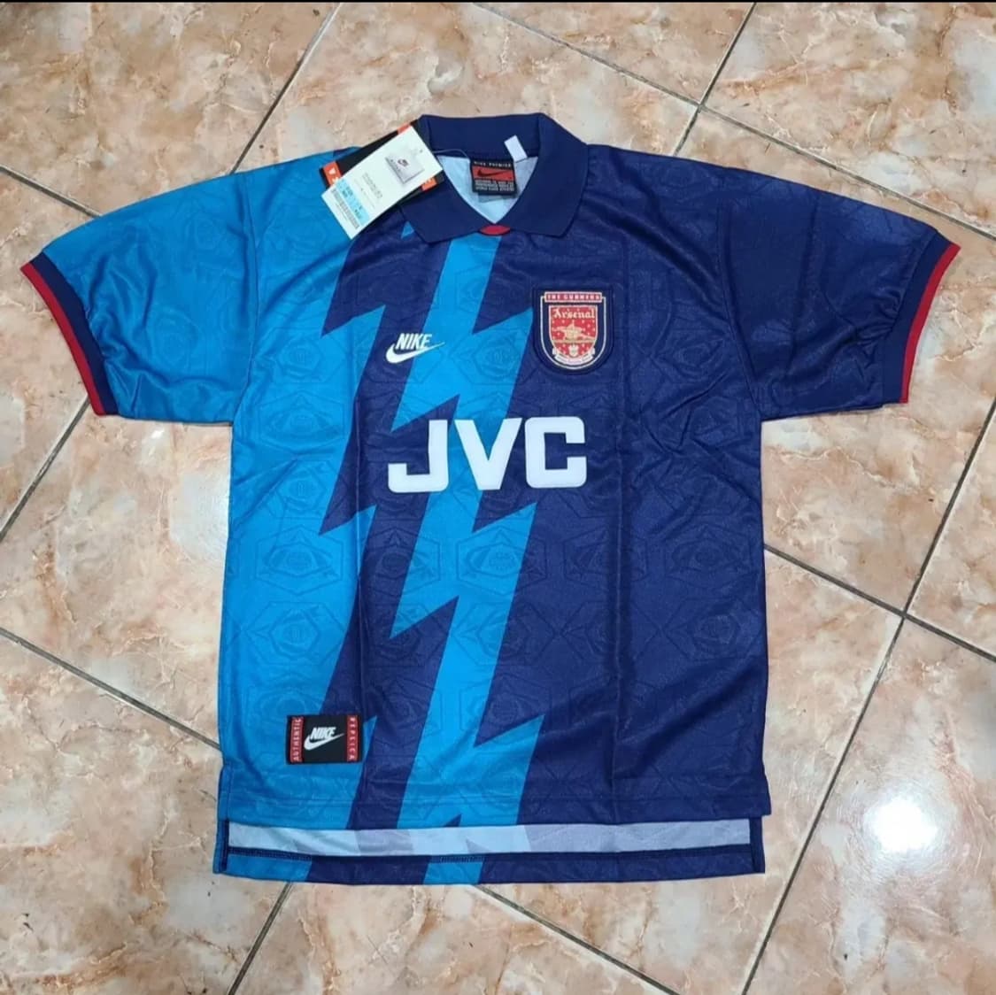 나이키 95 96 아스날 어웨이 올드레플 축구져지 상품이미지1