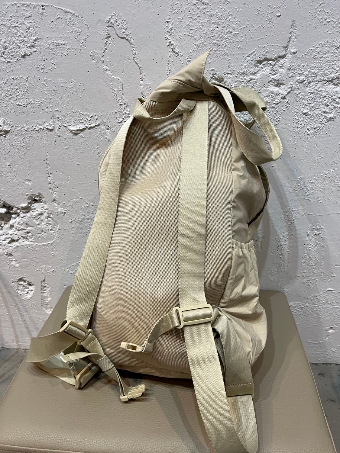 유니클로U 드로우스트링 백팩 상품이미지4