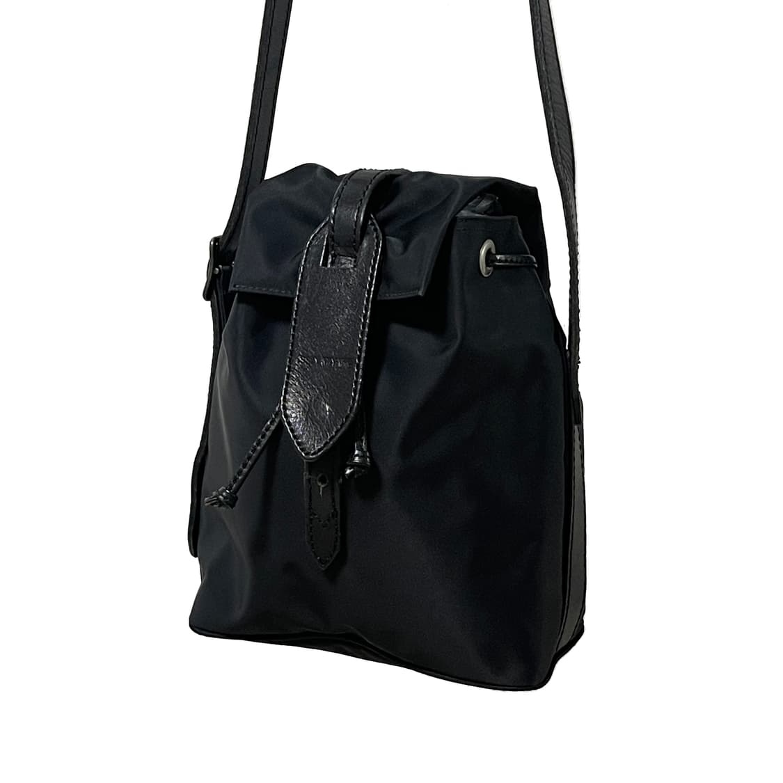 ISSEY MIYAKE 90‘s Drawstring Bucket Bag 상품이미지1