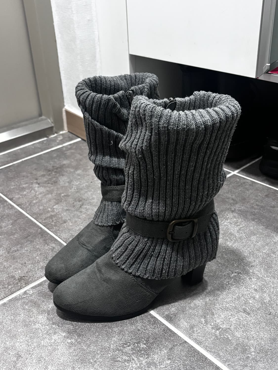Knit warmer belted grey boots 상품이미지2