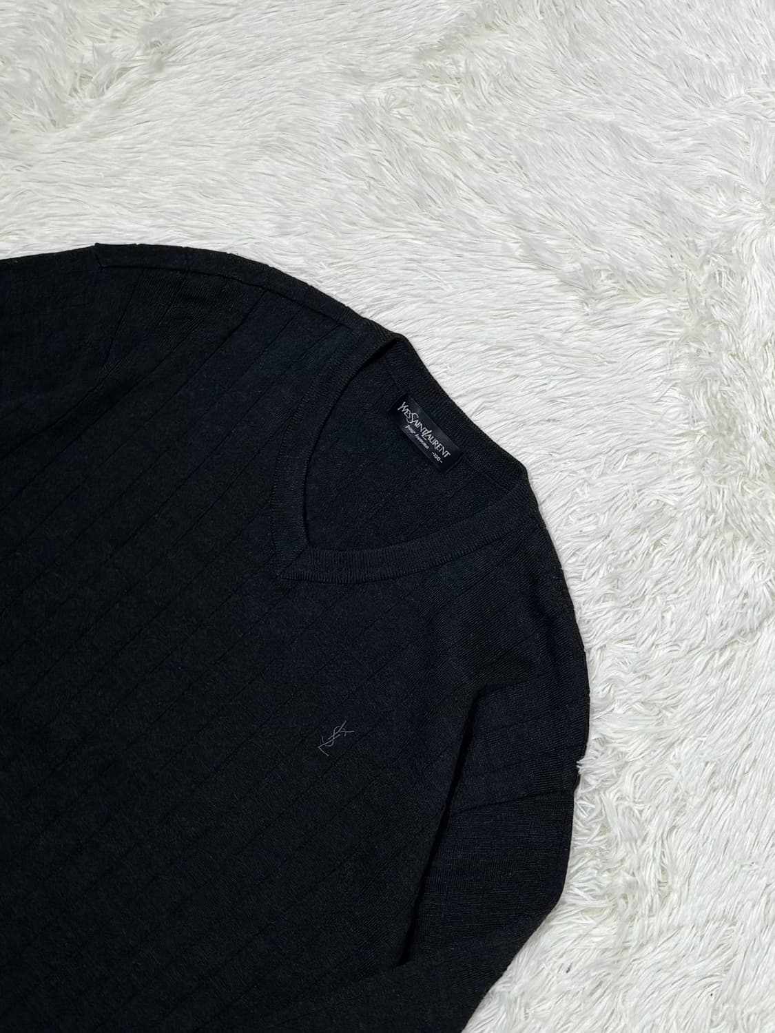 YSL 90’s 스몰로고 브이넥 니트 상품이미지4