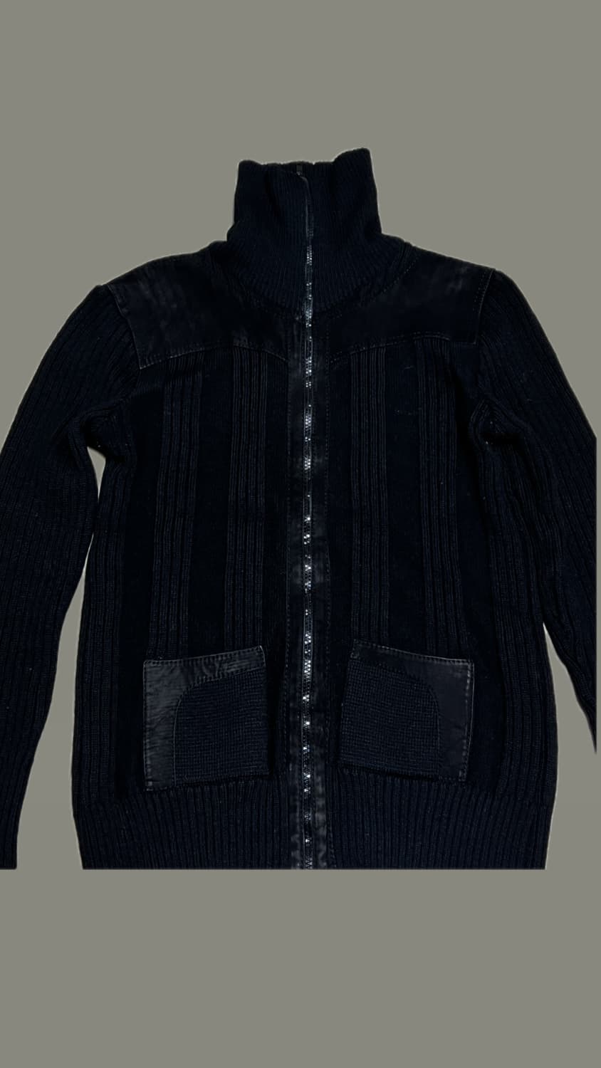 Ramana - 레더 믹스드 하이넥 니트 자켓 상품이미지1