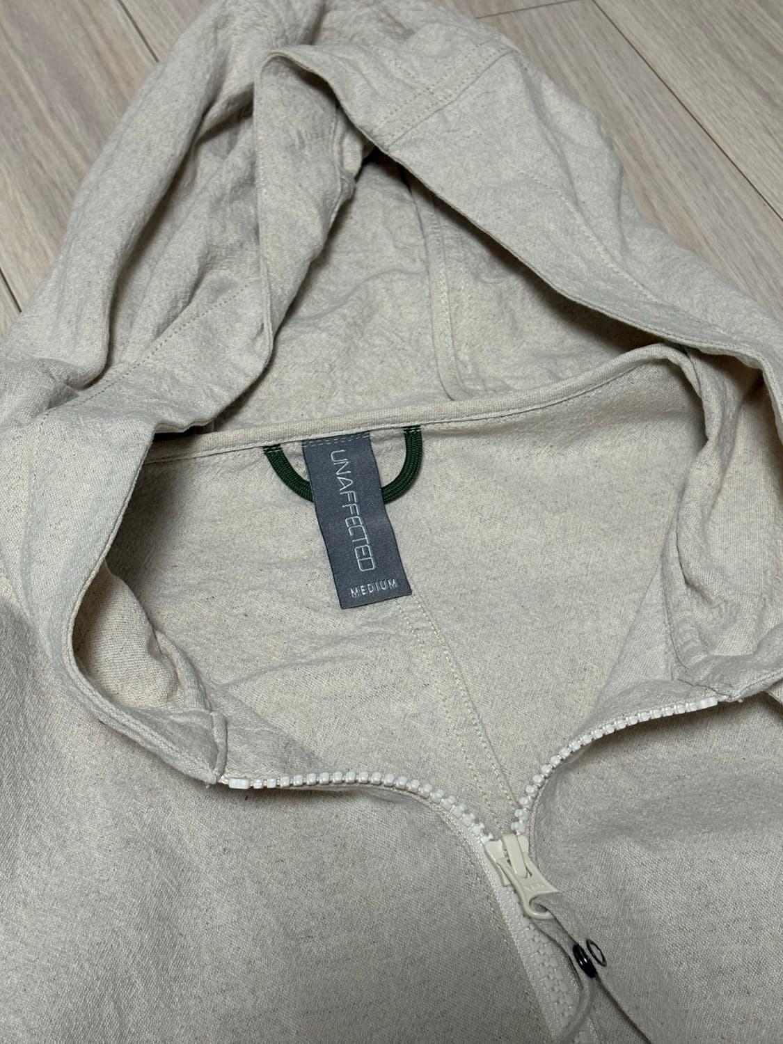 언어펙티드 후디드 아노락 에크루 M 상품이미지5