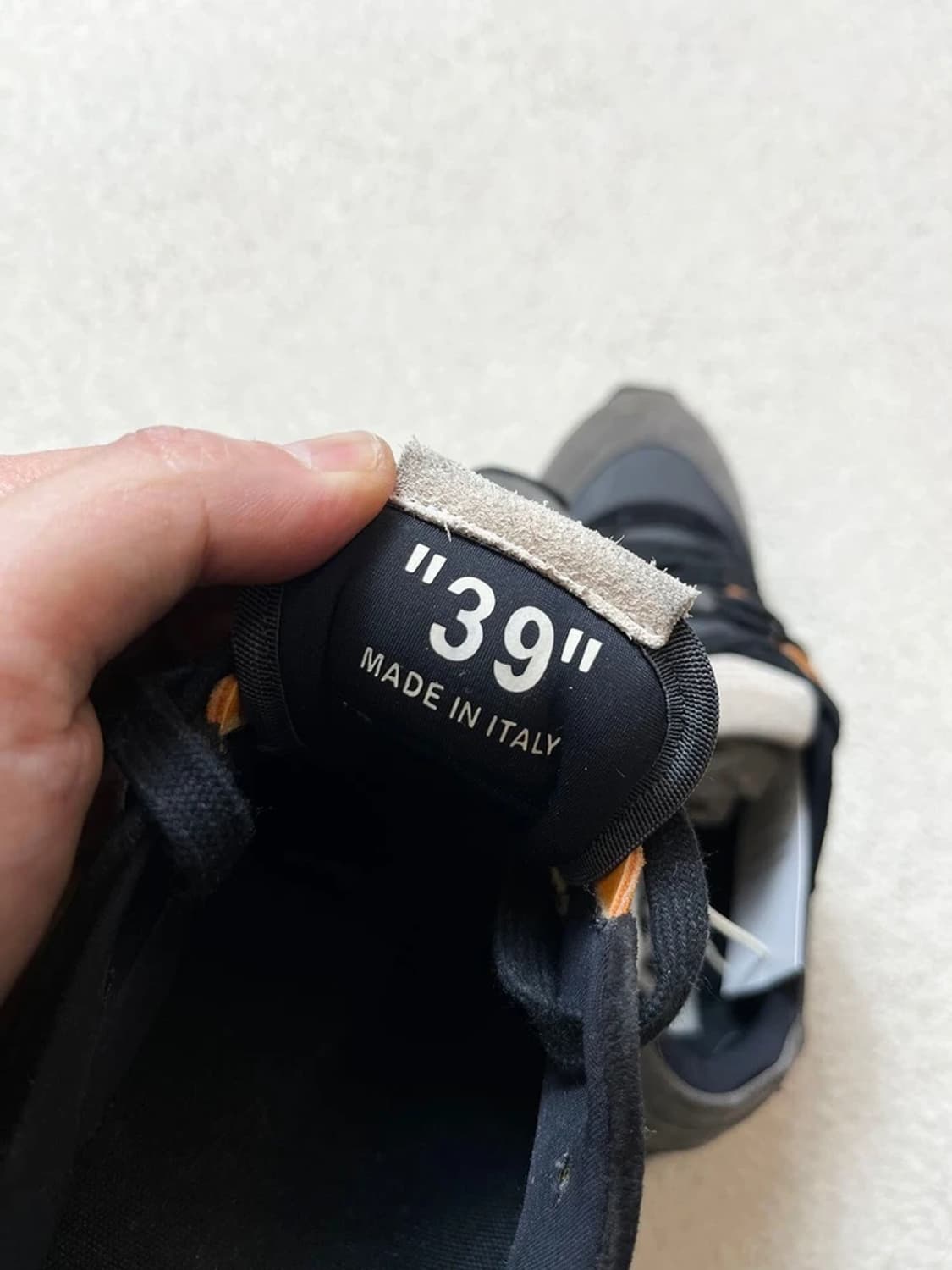 오프화이트 19ss 애로우 런웨이 런닝 스니커즈 A1724 상품이미지8