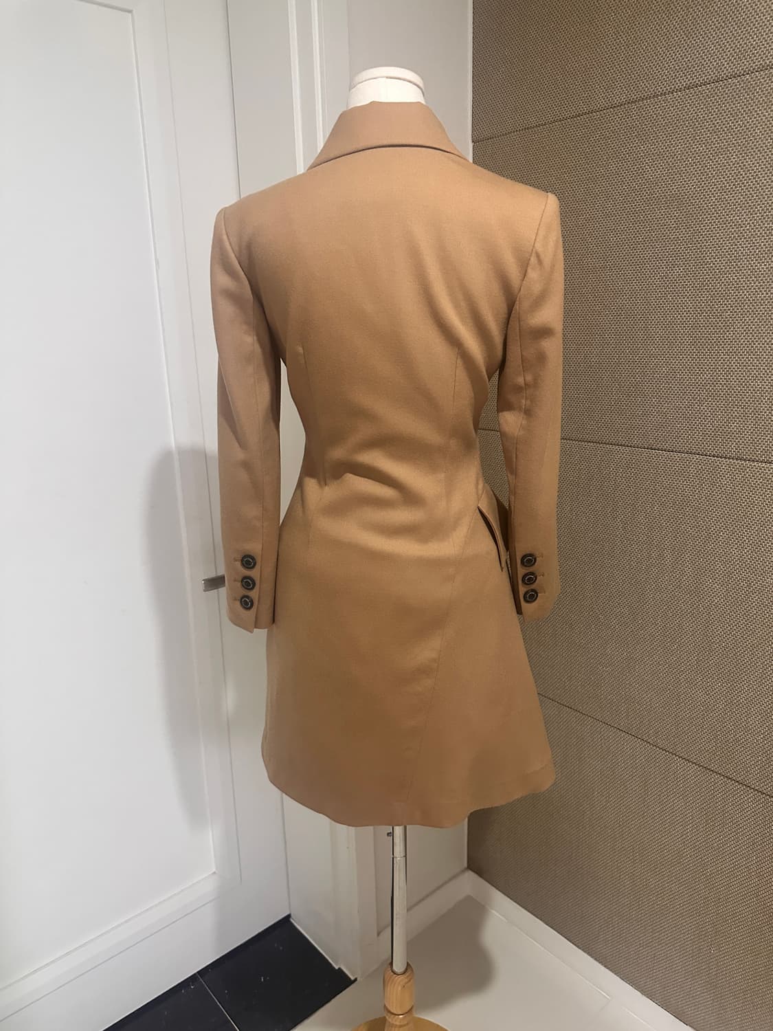 비비안웨스트우드 드레이핑 울 코트 겸 원피스 상품이미지3