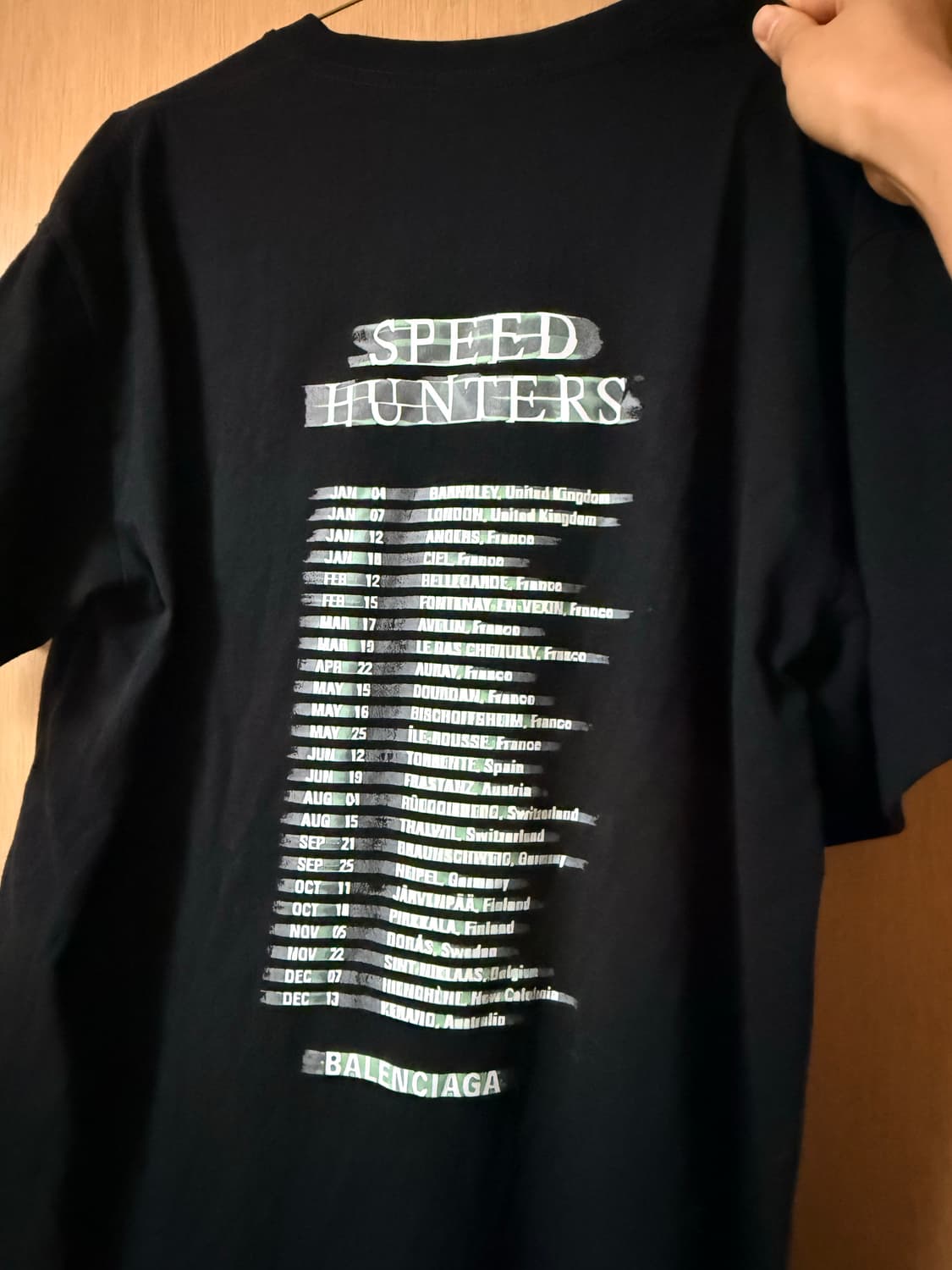 발렌시아가 스피드 헌터 콜라보 반팔 상품이미지3