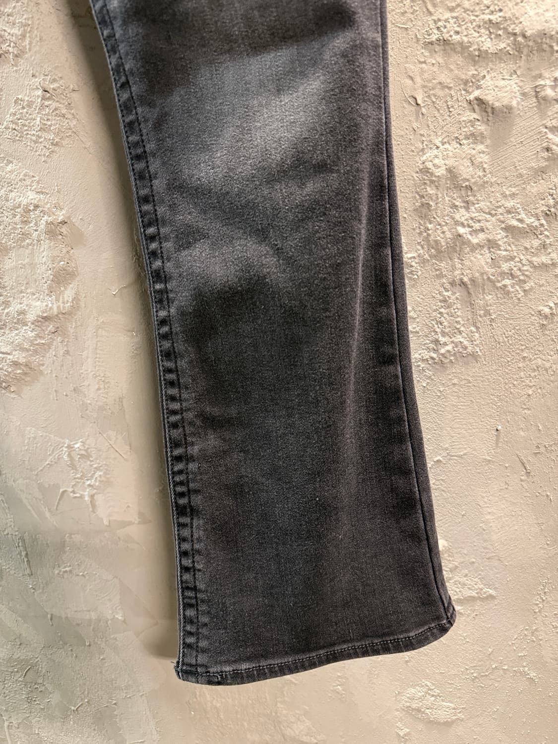 트루릴리전 블랙 워시 데님 팬츠 28 상품이미지3