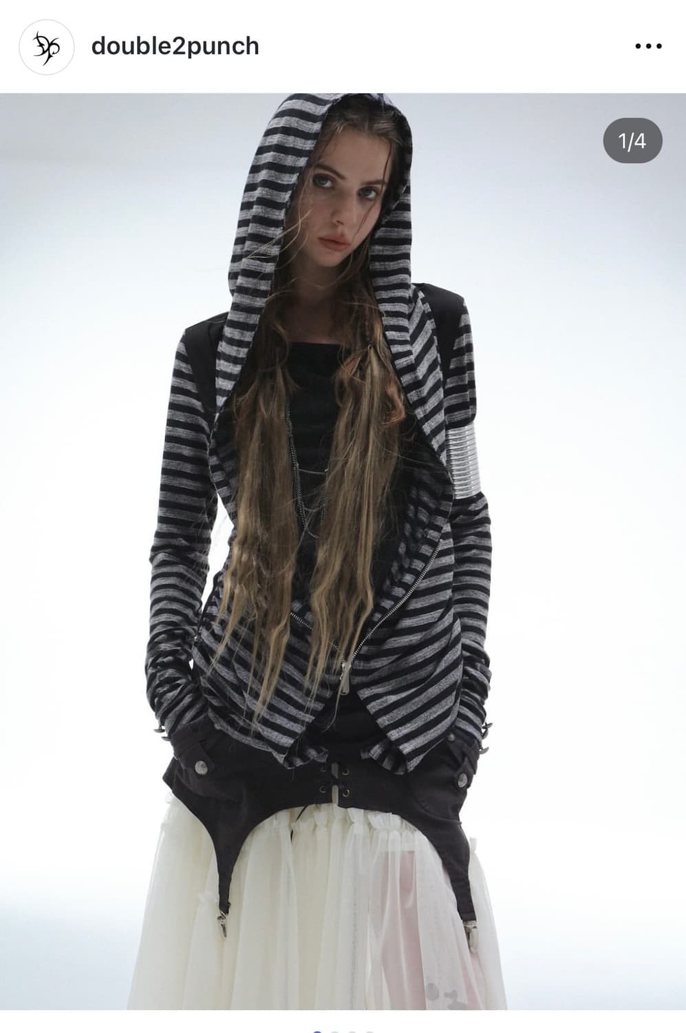 Double Punch Multi-Wear Top 상품이미지1