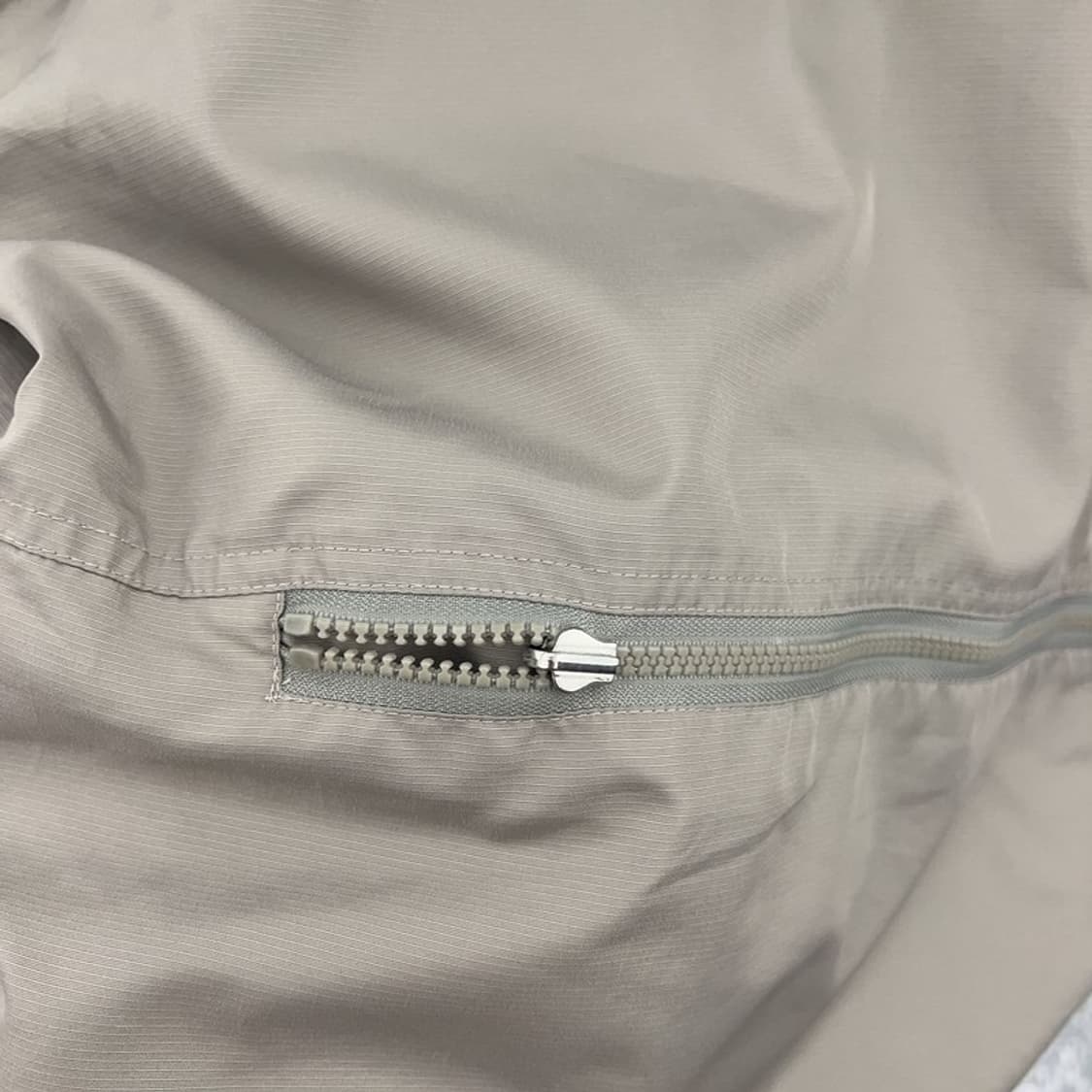 아디다스 올드스쿨 오버핏 바람막이 자켓 105 C04713  상품이미지8