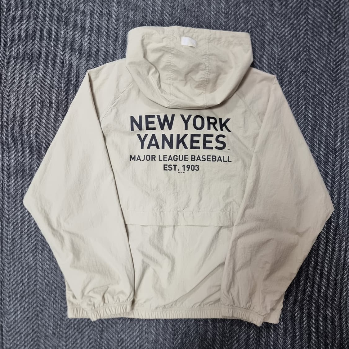 MLB 뉴욕 양키스 베이지 바람막이 상품이미지2