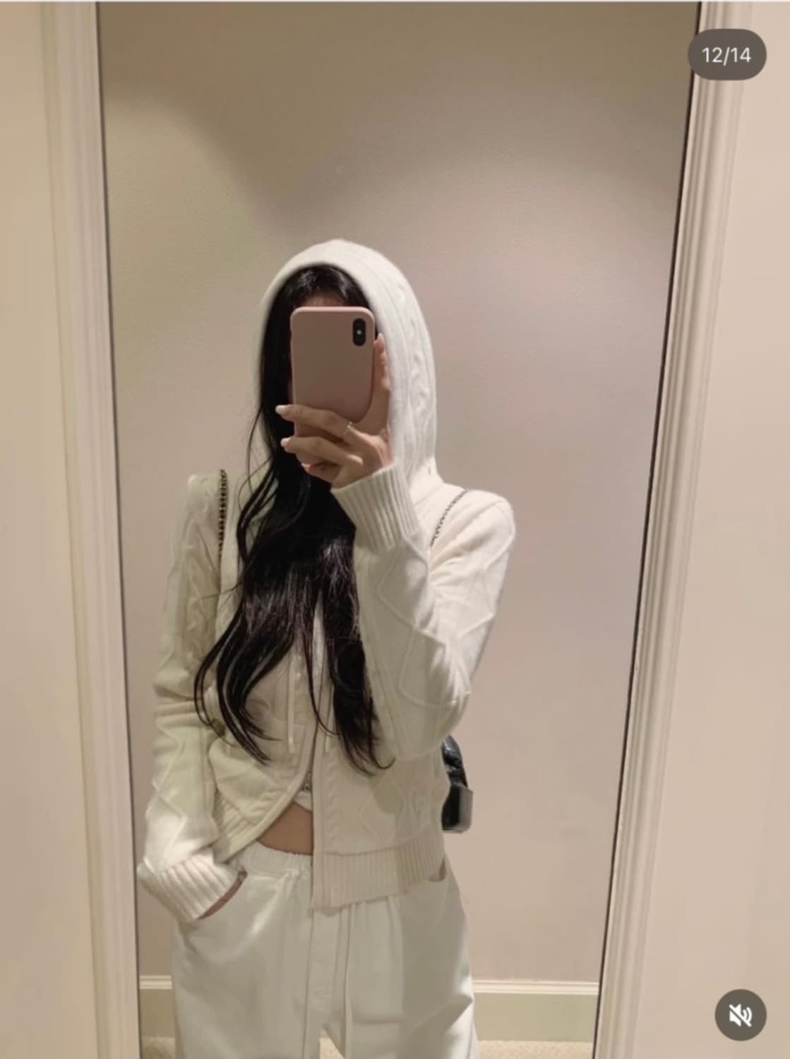 리즈leeds 케이블 니트 후드집업 시착1회 윤슬샵 루플레인 웨어웨더  상품이미지1